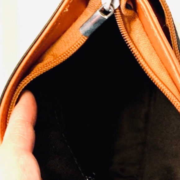 VERA PELLE Leather Made in Italy Small Zipper Crossbody Shoulder Bag - Picture 6 of 7